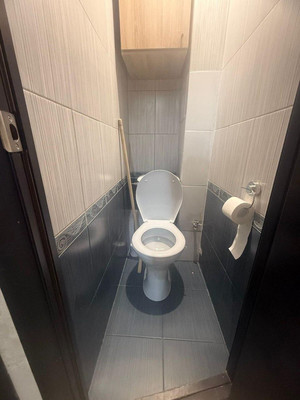 Продам двухкомнатную (2-комн.) квартиру, Байкальская ул, 182, Иркутск г