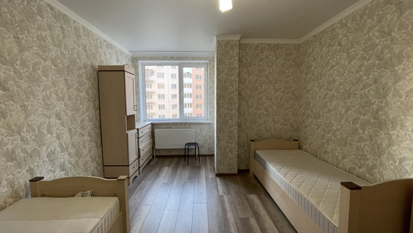 Продам двухкомнатную (2-комн.) квартиру, Шоссейная ул, 70/1к2, Яблоновский пгт