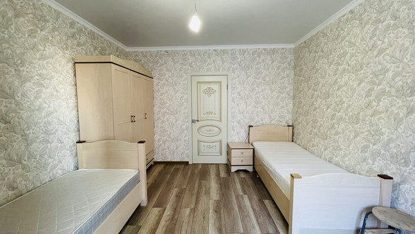 Продам двухкомнатную (2-комн.) квартиру, Шоссейная ул, 70/1к2, Яблоновский пгт