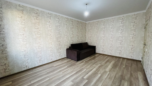 Продам двухкомнатную (2-комн.) квартиру, Шоссейная ул, 70/1к2, Яблоновский пгт