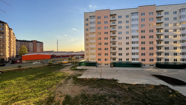 Продам двухкомнатную (2-комн.) квартиру, Шоссейная ул, 70/1к2, Яблоновский пгт