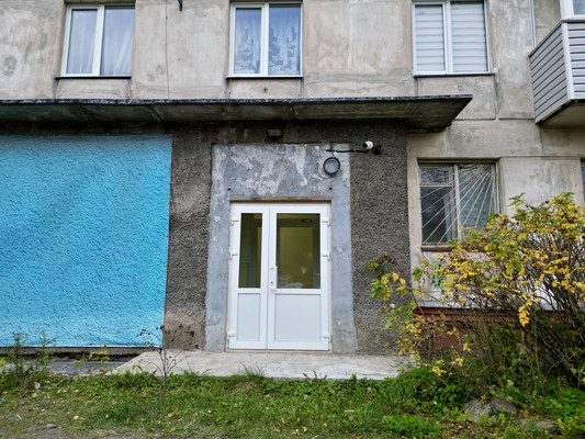 Сдам торговое помещение 107,9 м2, Шотмана (Центр р-н) ул, 44, Петрозаводск г