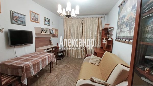 Продам двухкомнатную (2-комн.) квартиру, Тихорецкий пр-кт, 18, Санкт-Петербург г