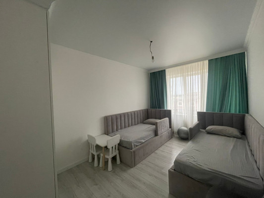 Продам трехкомнатную (3-комн.) квартиру, Шогенова ул, 75, Нальчик г