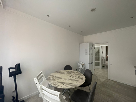 Продам трехкомнатную (3-комн.) квартиру, Шогенова ул, 75, Нальчик г