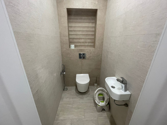 Продам трехкомнатную (3-комн.) квартиру, Шогенова ул, 75, Нальчик г