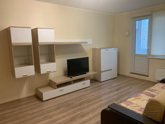 Сдам однокомнатную (1-комн.) квартиру, Московская ул, 5, Пенино д