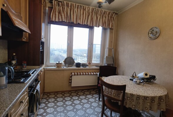 Продам многокомнатную квартиру, Вернадского пр-кт, 125, Москва г