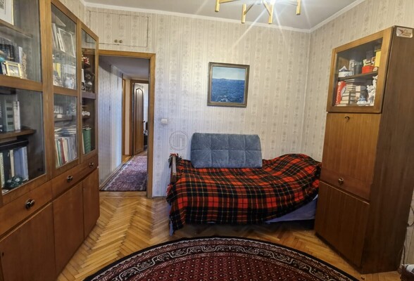 Продам многокомнатную квартиру, Вернадского пр-кт, 125, Москва г