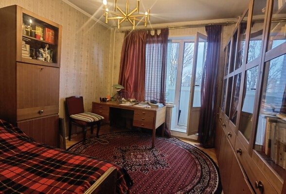 Продам многокомнатную квартиру, Вернадского пр-кт, 125, Москва г