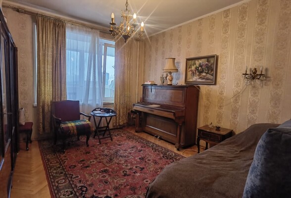 Продам многокомнатную квартиру, Вернадского пр-кт, 125, Москва г