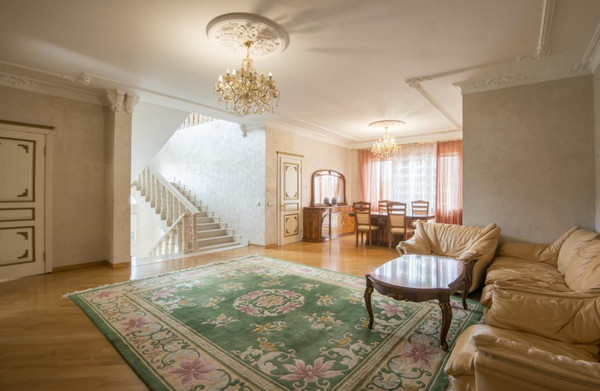 Продам дом, Новомосковская ул, Москва г, 0 км от города