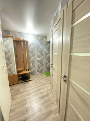 Продам трехкомнатную (3-комн.) квартиру, Королева ул, 32, Воткинск г