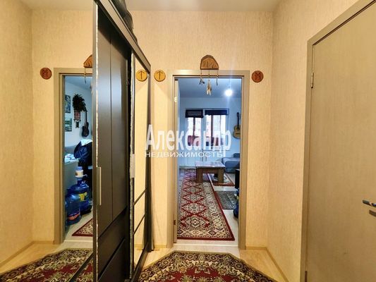 Продам однокомнатную (1-комн.) квартиру, Шоссе в Лаврики ул, 78к1, Мурино п