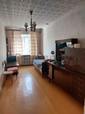 Продам трехкомнатную (3-комн.) квартиру, Московская ул, 121, Калуга г