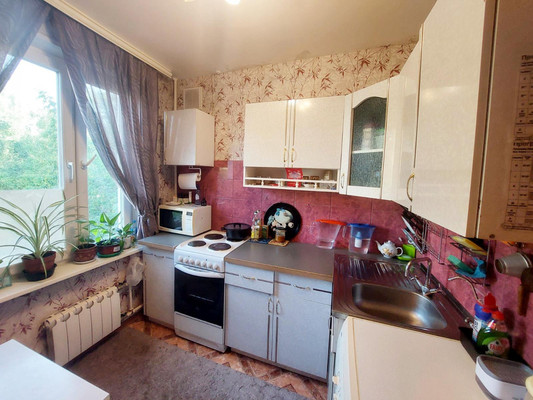 Продам двухкомнатную (2-комн.) квартиру, Производственная ул, 1к1, Москва г