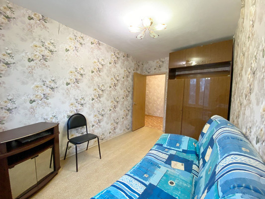 Продам двухкомнатную (2-комн.) квартиру, Производственная ул, 1к1, Москва г