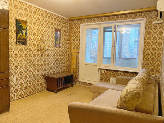 Продам двухкомнатную (2-комн.) квартиру, Производственная ул, 1к1, Москва г