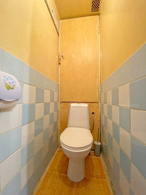Продам двухкомнатную (2-комн.) квартиру, Производственная ул, 1к1, Москва г