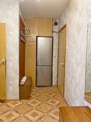 Продам двухкомнатную (2-комн.) квартиру, Производственная ул, 1к1, Москва г