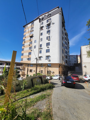 Продам двухкомнатную (2-комн.) квартиру, Целинная (Центральный р-н) ул, 13а, Сочи г