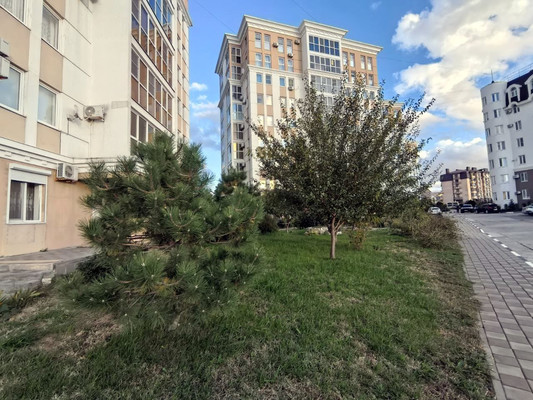 Продам двухкомнатную (2-комн.) квартиру, Таманская ул, 121к1, Анапа г