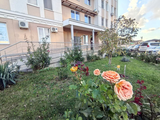 Продам двухкомнатную (2-комн.) квартиру, Таманская ул, 121к1, Анапа г