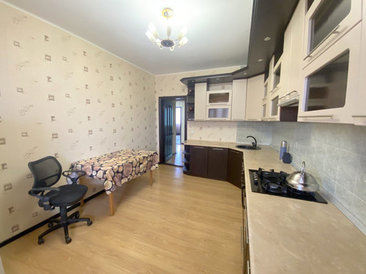 Продам двухкомнатную (2-комн.) квартиру, Чехова ул, 67, Анапа г