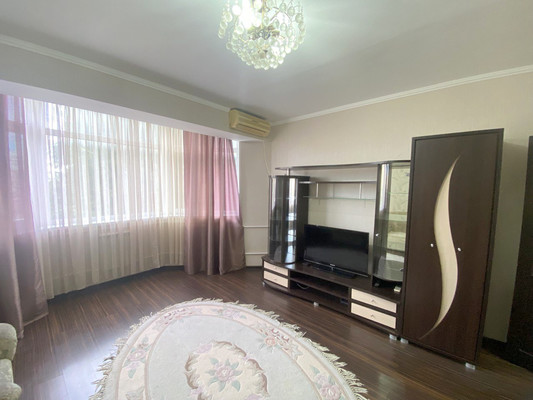 Продам двухкомнатную (2-комн.) квартиру, Чехова ул, 67, Анапа г