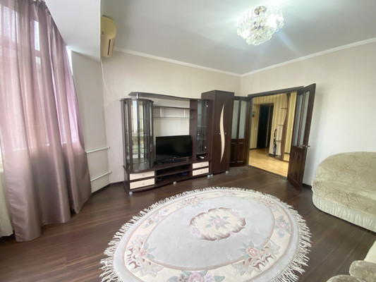 Продам двухкомнатную (2-комн.) квартиру, Чехова ул, 67, Анапа г