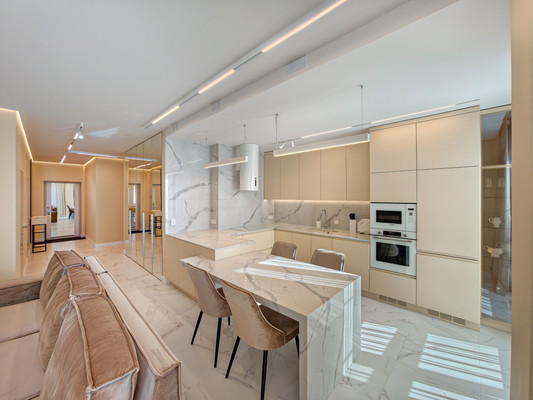 Продам трехкомнатную (3-комн.) квартиру, Героя России Яковлева А.В. ул, 13, Челябинск г
