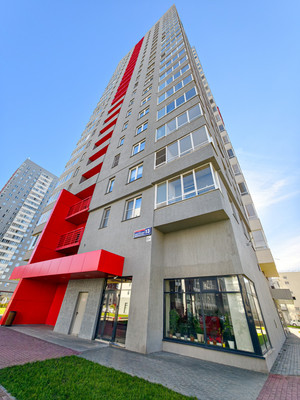 Продам трехкомнатную (3-комн.) квартиру, Героя России Яковлева А.В. ул, 13, Челябинск г