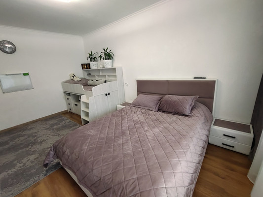 Продам трехкомнатную (3-комн.) квартиру, Мичурина ул, 27к3, Королев г
