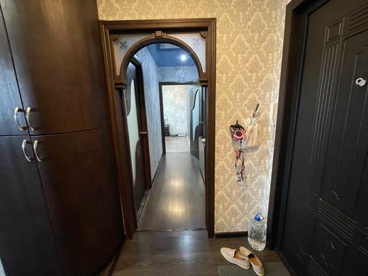 Продам двухкомнатную (2-комн.) квартиру, Вингиссара пр-кт, 99, Волосово г