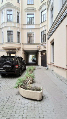 Продам двухкомнатную (2-комн.) квартиру, Каменноостровский пр-кт, 9/2, Санкт-Петербург г