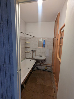 Продам двухкомнатную (2-комн.) квартиру, Муравьева ул, 2к3, Иркутск г