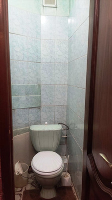 Продам двухкомнатную (2-комн.) квартиру, 5, Дубровицы п