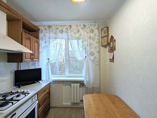 Продам двухкомнатную (2-комн.) квартиру, Подольская ул, 4, Северово д