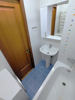 Продам двухкомнатную (2-комн.) квартиру, Подольская ул, 4, Северово д