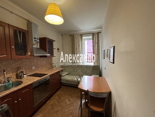 Продам однокомнатную (1-комн.) квартиру, Туристская ул, 10к1, Санкт-Петербург г