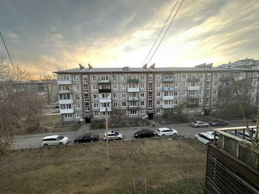 Продам трехкомнатную (3-комн.) квартиру, Мира ул, 90, Иркутск г