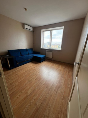 Продам однокомнатную (1-комн.) квартиру, Комарова б-р, 1кл, Ростов-на-Дону г