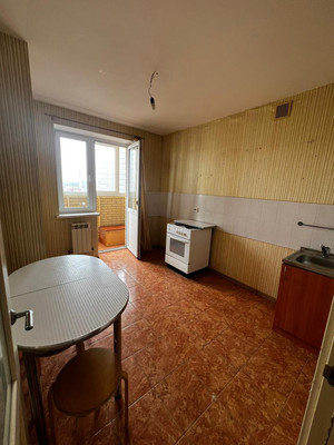 Продам однокомнатную (1-комн.) квартиру, Комарова б-р, 1кл, Ростов-на-Дону г