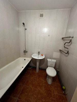 Продам однокомнатную (1-комн.) квартиру, Комарова б-р, 1кл, Ростов-на-Дону г