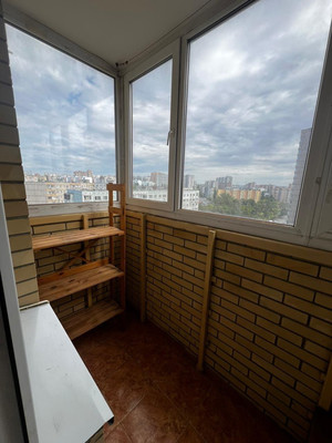 Продам однокомнатную (1-комн.) квартиру, Комарова б-р, 1кл, Ростов-на-Дону г