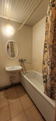 Продам однокомнатную (1-комн.) квартиру, Летчика Грицевца ул, 12, Внуковское п