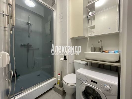Продам однокомнатную (1-комн.) квартиру, Пахомовская ул, 26, Санкт-Петербург г