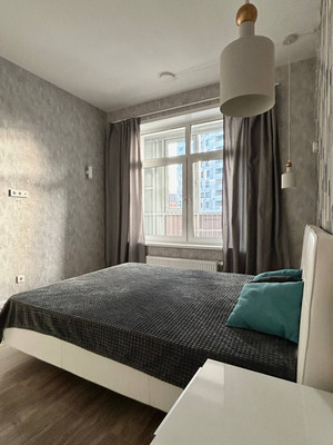 Продам двухкомнатную (2-комн.) квартиру, Революции ул, 52, Пермь г