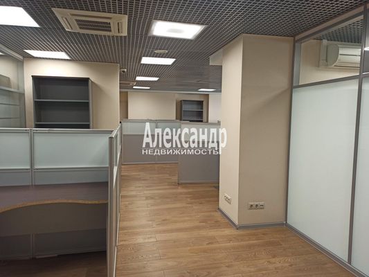 Сдам офисное помещение 247,3 м2, Новгородская ул, 23, Санкт-Петербург г