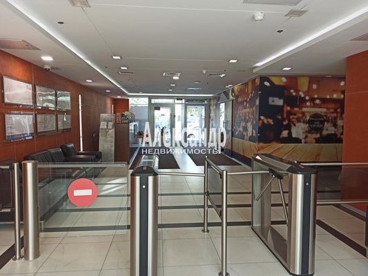 Сдам офисное помещение 247,3 м2, Новгородская ул, 23, Санкт-Петербург г